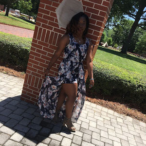 Meet your Posher, Taryn